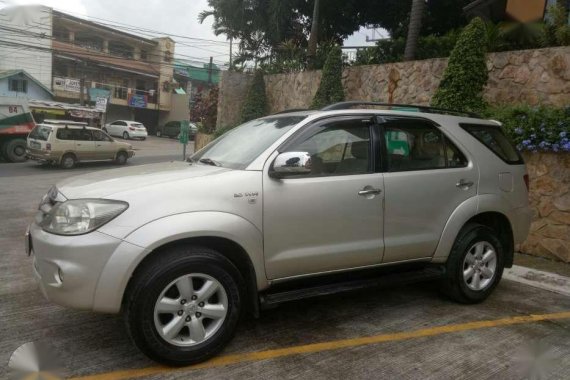 For sale Toyota Fortuner G Automatic 2006model