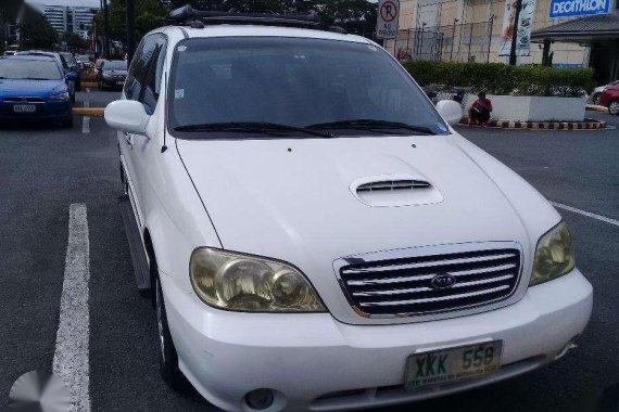 Kia Sedona Carnival White Van 2003 For Sale 