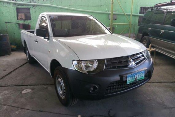 Well-maintained Mitsubishi L200 2012 for sale