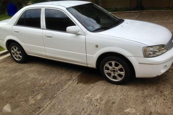 For sale Ford Lynx 2004 white