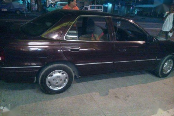 Hyundai Elantra 2003 AT Red Sedan For Sale 