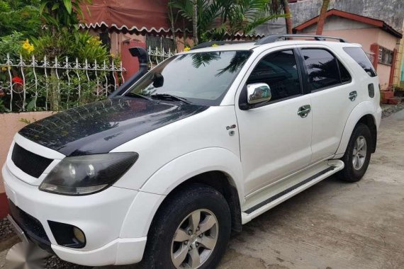 Toyota Fortuner Diesel 2006 D4D White For Sale 