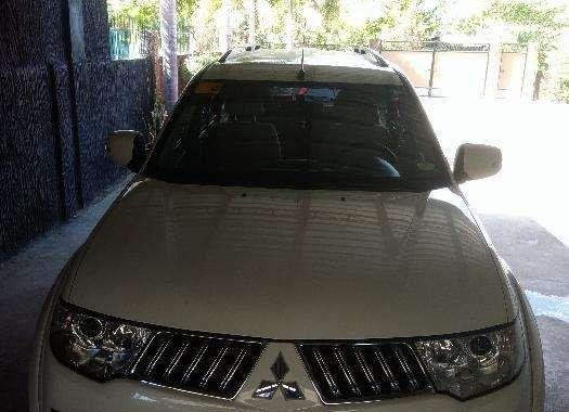 Mitsubishi Montero 2013 GLX Manual for sale 