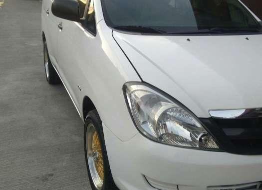 Toyota Innova j 2005 for sale 