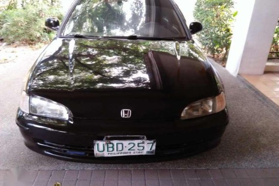 FOR SALE: Honda Civic ESI 1995