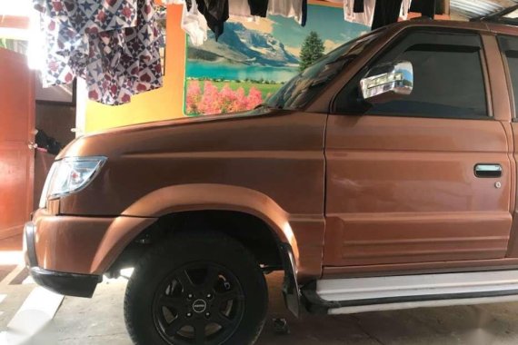 Isuzu Hi-lander 2015 for sale 