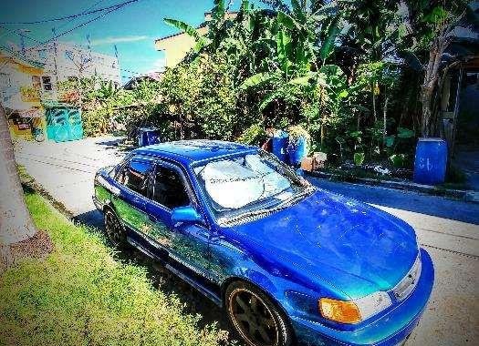 Toyota Corolla yr 2000 for sale