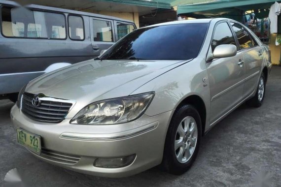 Toyota Camry 2.0 g 2004 model for sale