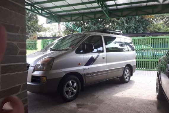 Hyundai Starex 2004 Matic Silver Van For Sale 