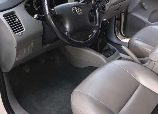 Toyota Innova manual 2010 for sale 