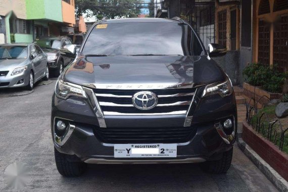 2016 Toyota Fortuner V 4x4 FOR SALR 