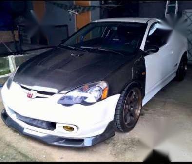 For sale well kept Honda Integra dc5