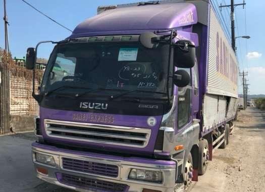 Isuzu Giga 12 Wheeler Wingvan for sale