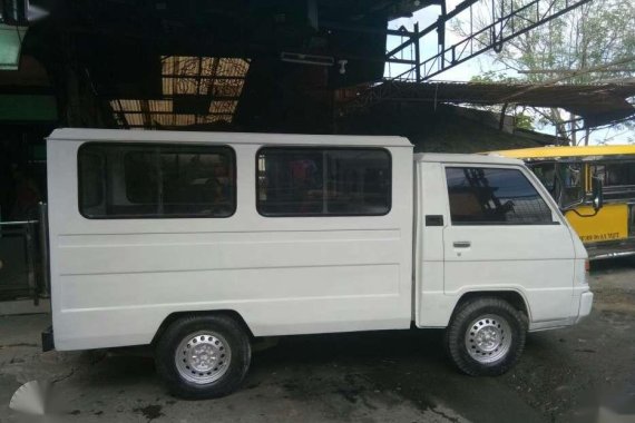 Mitsubishi L300 1996 Very Fresh White For Sale 