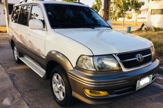 Toyota Revo SR 2004 AT White SUV For Sale 