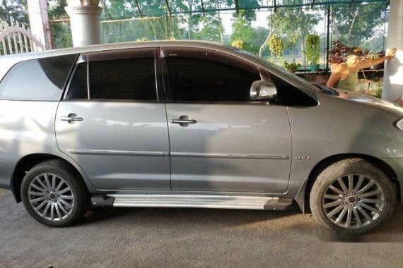 Good as new Toyota Innova 2008 for sale