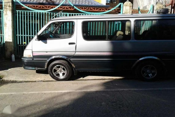 Like New Toyota Hiace for sale