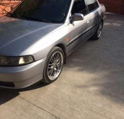 Mitsubishi Lancer GLS 2002 1.6L EFI 16valve for sale