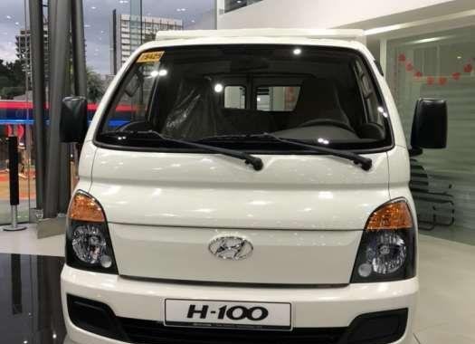 For sale 2017 Hyundai H-100 Shuttle with Dual AC for as low as 88k downpayment