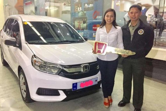 18k Taffeta White 2017 Honda MOBILIO for sale