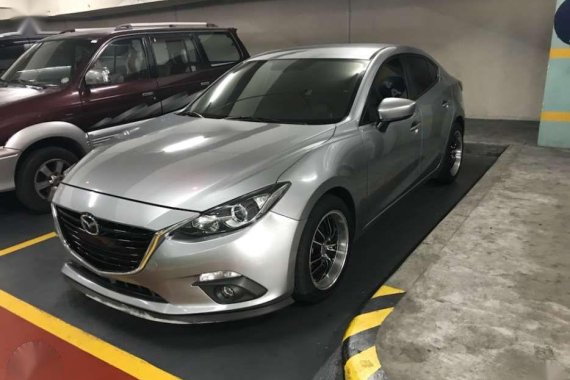 Mazda 3 2015model 1.6 for sale 