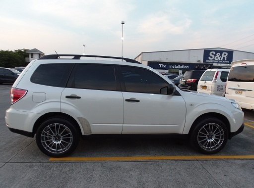 Well-maintained Subaru Forester 2.0X 2011 for sale