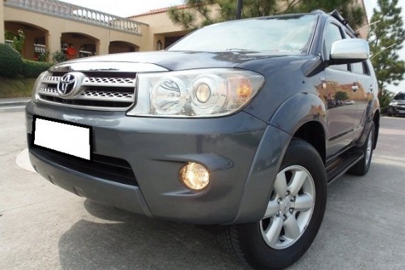 Well-maintained Toyota Fortuner G 2011 for sale