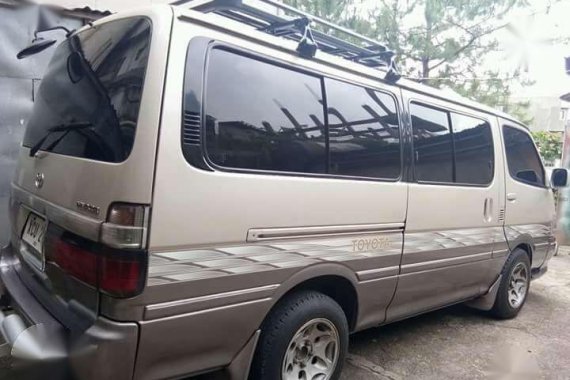 For sale Toyota Hiace Super Grandia 2002 model