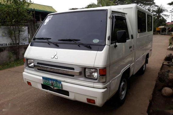 2012 Mitsubishi L300 fb deluxe dual aircon for sale