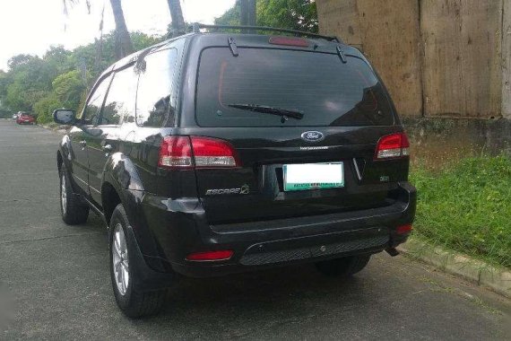 2012 Ford Escape XLT AT Black SUV For Sale 