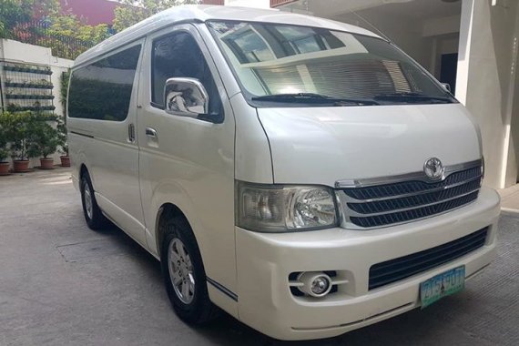 2009 Toyota Hiace Super Grandia for sale