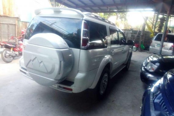 2014 Ford Everest matic 4x2 for sale