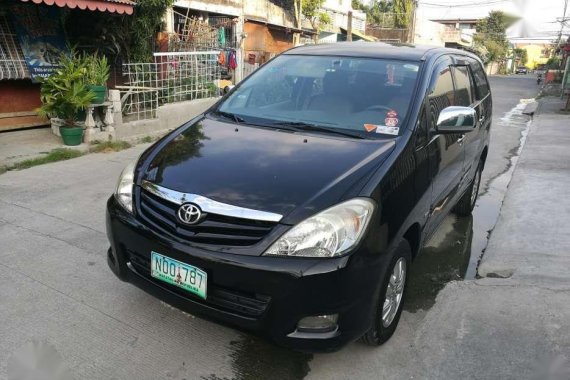 2009 Toyota Innova G MT Black SUV For Sale 