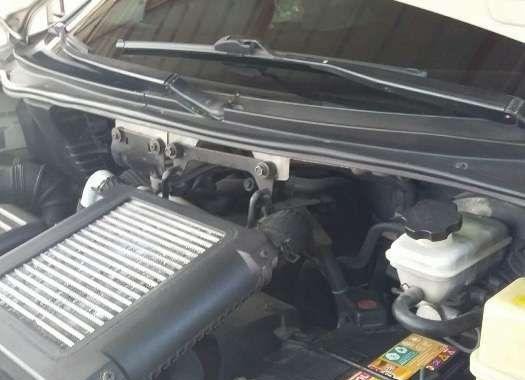 HYUNDAI STAREX 2004 Manual White For Sale 