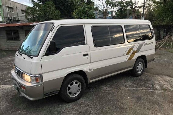 Nissan Urvan Escapade manual diesel 2013