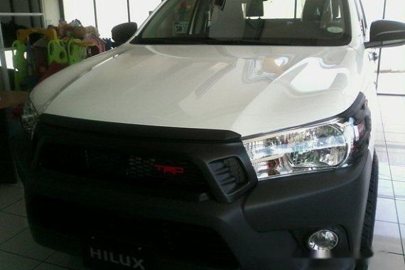 Toyota Hilux 2017 J M/T for sale