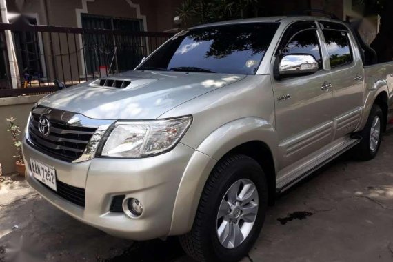 Toyota Hilux 2014 Silver Pickup For Sale 