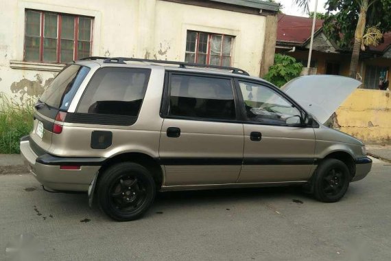 For sale Mitsubishi Spacewagon manual all power 1993