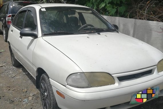 Well-maintained Kia Avella 2004 for sale