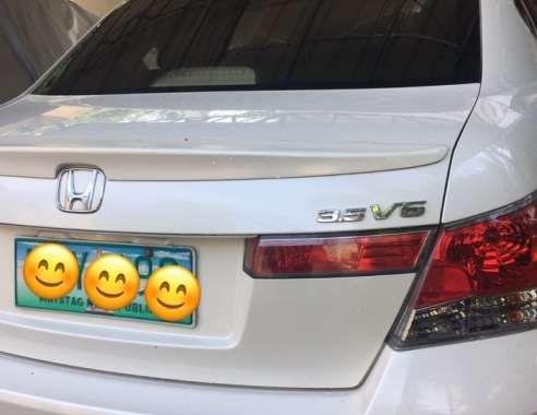 Honda Accord 2010 White Sedan For Sale 