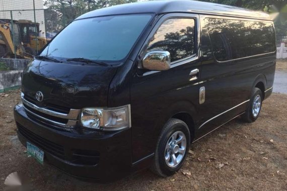 Toyota hiace Gl Grandia Manual diesel for sale 