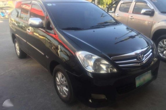 2011 Toyota Innova V Diesel AT FOR SALE