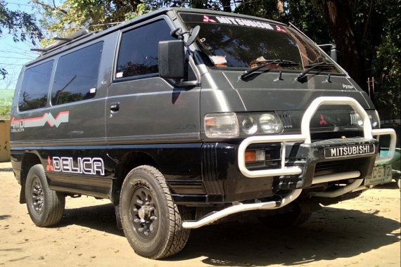 Mitsubishi Delica Space Gear exceed AT 2002 model for sale