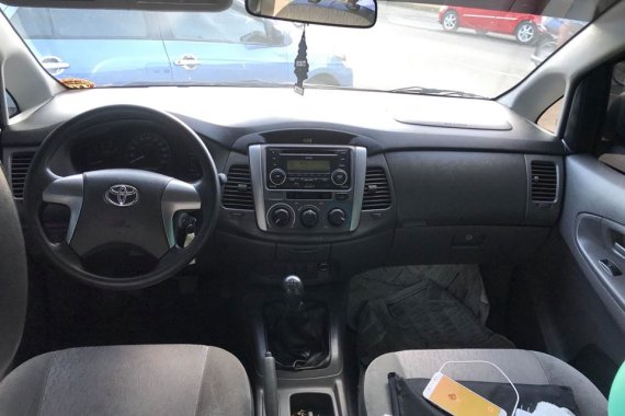 Toyota Innova E manual 2014 for sale