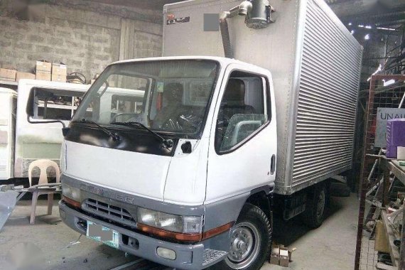 2008 Mitsubishi FUSO Canter Aluminum close Van FOR SALE