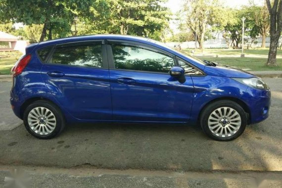 For sale rush Ford Fiesta hatchback 2012 model