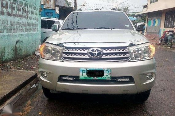 Toyota Fortuner G 2011 FOR SALE