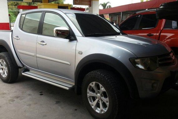 Mitsubishi Strada 2012 for sale