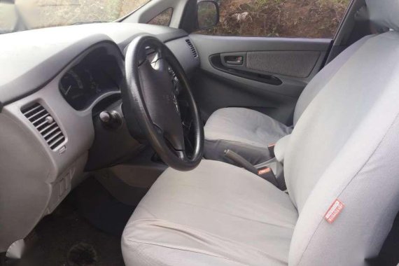 Toyota Innova E 2009 for sale 