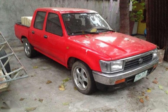 Toyota Hilux Manual Top of the Line Red For Sale 